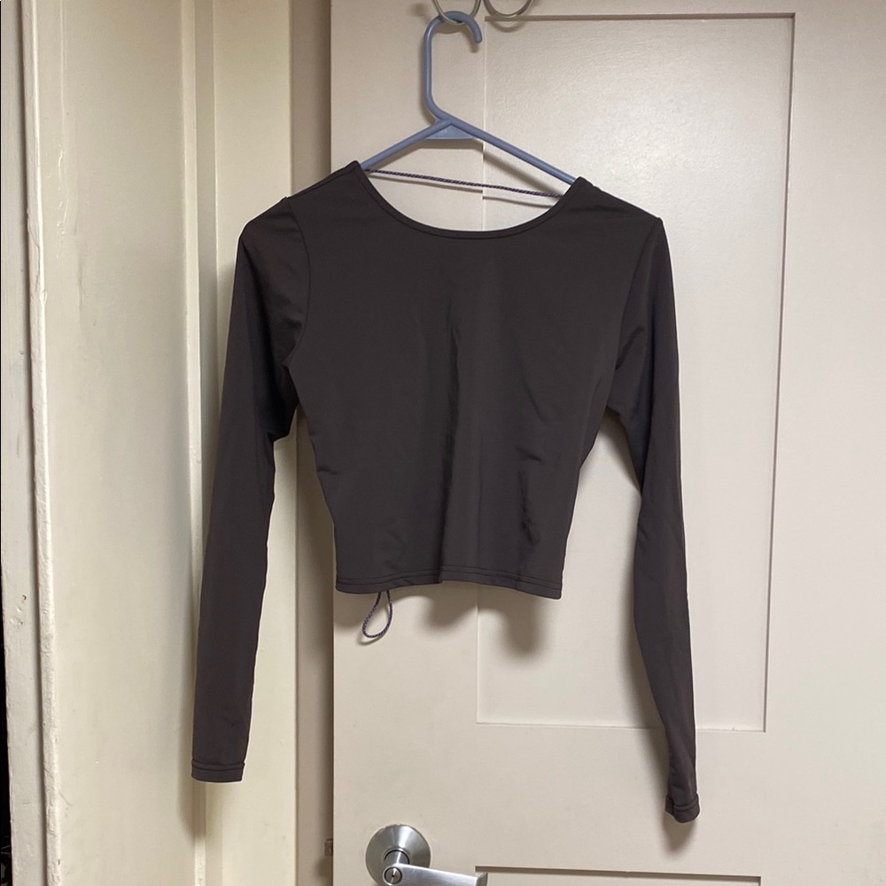 Peachy den,  Fitted Long Sleeve Crop Bodysuit